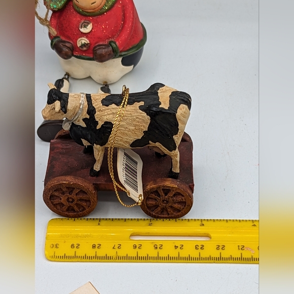 Three Country Farmyard Cow Ornaments - Picture 5 of 13
